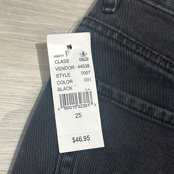 🆕 PACSUN Black Ripped High Waisted Denim Festival Shorts SIZE 25 - Picture 7 of 7